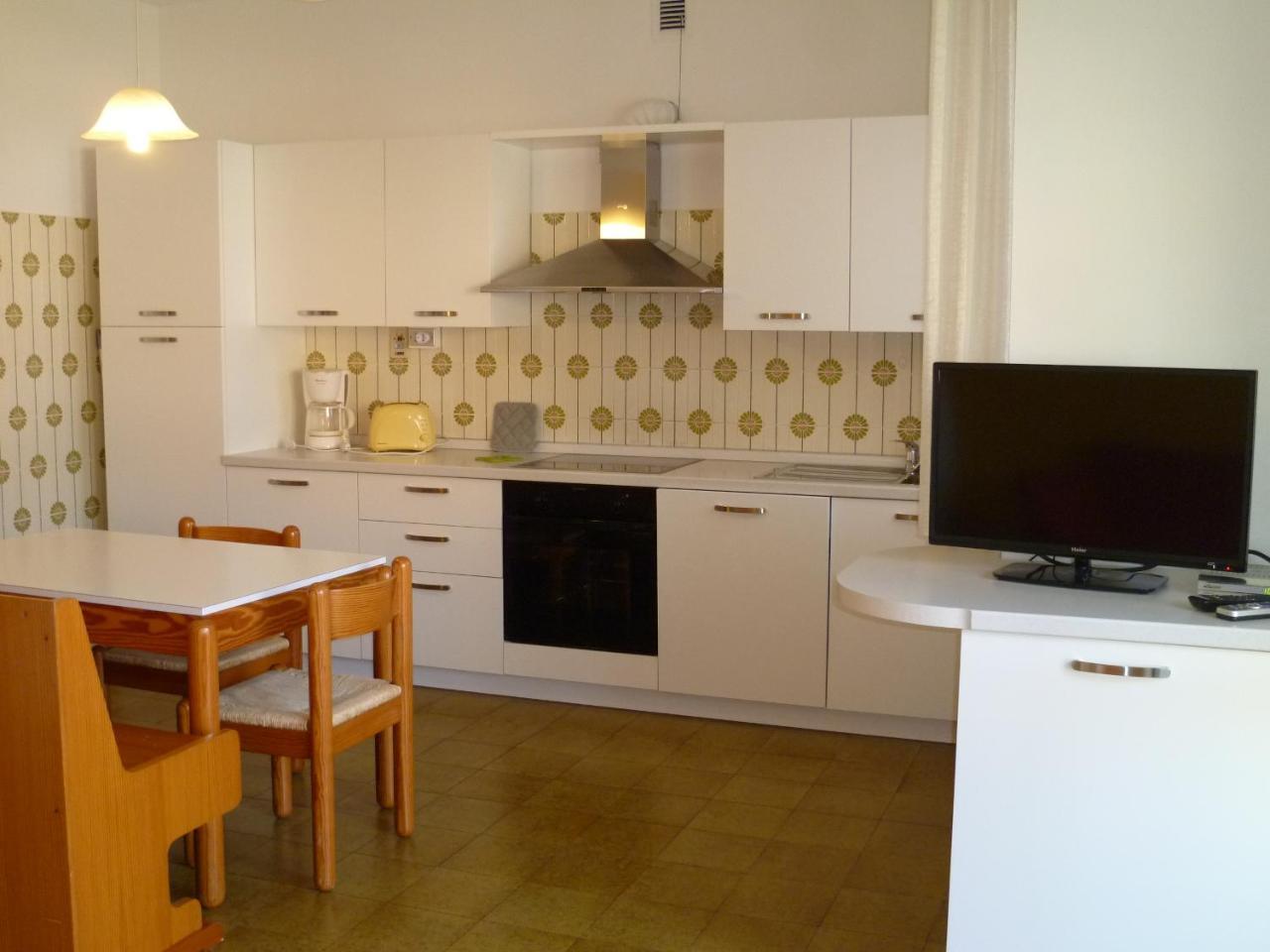 Casa Lucia Apartment Torbole Sul Garda ภายนอก รูปภาพ
